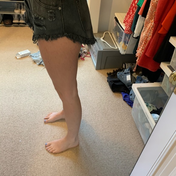 by the way mid rise shorts - Picture 5 of 7